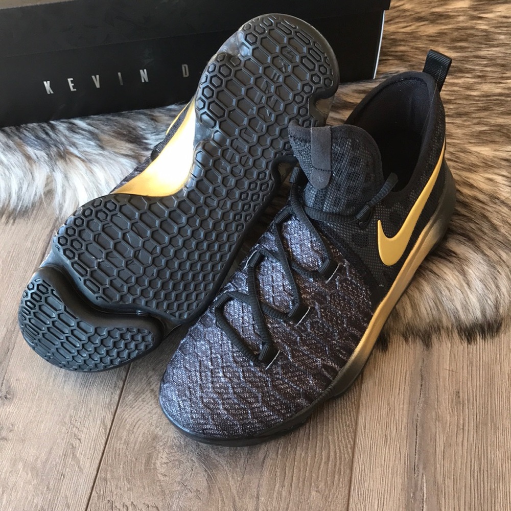 NWT Nike Kevin Durant Black/Gold - Picture 7 of 7